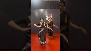 Sthuthi classical version dance sthuthi kunjackoboban jyothirmayi bougainvillea [upl. by Gherardi517]