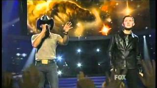 Scotty McCreery amp Tim McGraw  Live Like You Were Dying  American Idol 10 Finale  052511 [upl. by Buchheim252]