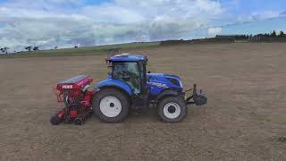 Weaving Fenix 3000M Seed Drill  Monmouthshire [upl. by Rush360]