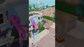 Lil bro was tryna hide fortnite fortnutefunny fortnitememes gaming fortnitefunnies [upl. by Milli]