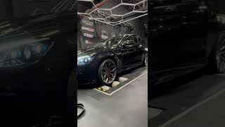 Maakt Brabus waar wat ze beloven MERCEDES E63S met BRABUS 700 powerbox [upl. by Jeanine521]