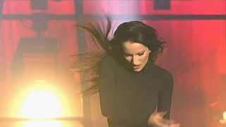 Justyna Steczkowska  Mężczyzna ze złotym pistoletem  Koncert quotKobietyquot [upl. by Ankney]