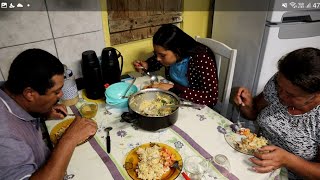 PREPAREI CANJA DE GALINHA COM ARROZ E PEITO COM OSSO PRA A GENTE JANTAR😋 [upl. by Ragnar807]