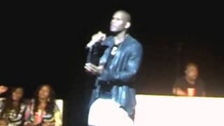 R Kelly  I Believe I Can Fly Live 2013 [upl. by Onaicnop]