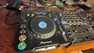 CDJ 1000mk3 using Pioneer DJ interface 2 DVS system and Rekordbox 6 demo and review [upl. by Rush]