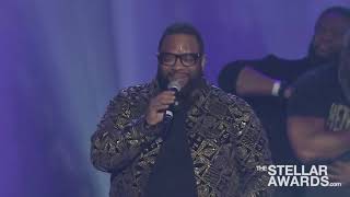 Hezekiah Walker performing Jesus is my help power belongs to god every praise [upl. by Yllaw]