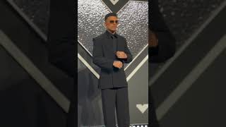 Rauw Alejandro acaba de llegar a la alfombra roja de los VMAs 💥 [upl. by Ellak]