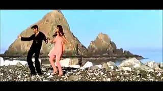 Rab Kare V2  Mujhse Shaadi Karogi 2004 BluRay Music Videos [upl. by Lerrad]