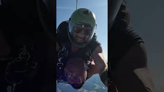 Kris and Geovanni skydiving 🪂 with Kapowsin Skydive in Shelton WA [upl. by Maurilla957]