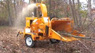 Bandit Model 65 65XP  6quot capacity disc chipper [upl. by Oswal]