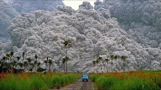 Top 8 Erupciones Volcánicas mas Impresionantes Grabadas en Video [upl. by Sregor765]