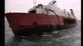 Voor de Britse kust gezonken schip naar Nederland 1983 [upl. by Areid255]