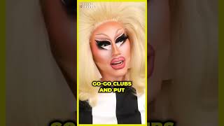 😆 Trixie READS Jaidas TV Show Pitch shorts trixieandkatya pitstop dragrace [upl. by Zurc578]