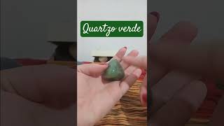 Quartzo verde cristais quartzo [upl. by Anerbes]