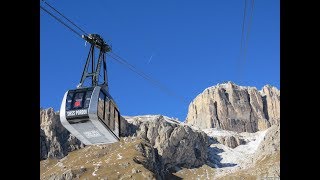 Salita in funivia sul Sass Pordoi 2950 m con panorama mozzafiato  Ascent by cableway [upl. by Nomihs]