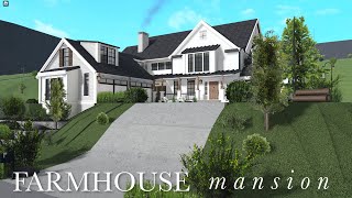 Giant Farmhouse Mega Mansion Bloxburg Speedbuild [upl. by Zebada]