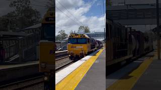 PN003 87P0 passing Carseldine station with town hornshow [upl. by Flavio]