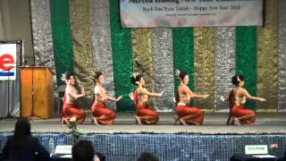 Merced Hmong New Year 2015  Ntxhais Ceev Txuj Round 2 [upl. by Eelarac731]