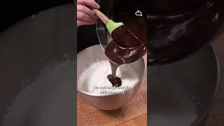 Une recette de mousse au chocolat express en 3 ingrédients à absolument connaître 🤤 chocolate [upl. by Nevart677]