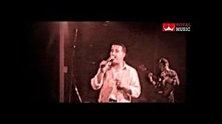 Cheb Hasni  Ma Tebkiche Live en France [upl. by Aihsined715]