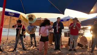 Así Bailan Banda Las Mujeres En Playas De Mazatlán Sinaloa 2021 [upl. by Akerboom476]