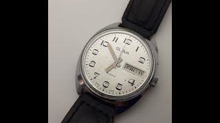 Slava Mans Watch Mechanical USSR Day Data Calendar Vintage Classic 26 Jewel 2428 [upl. by Nnywg]