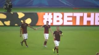 Gol fantastico di Alessandro Florenzi in RomaBarcellona Lesultanza dopo la rete [upl. by Girard]