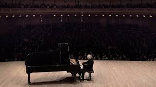 András Schiff  Beethoven  Piano Sonata No 30 in E major Op 109 Carnegie hall 2015 [upl. by Esnohpla]