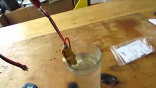 Discharging a LiPo battery using a resistor [upl. by Palmer]