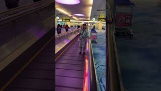 Singapore 🇸🇬 AirPort 2024 walkalator travel singaporevlog [upl. by Eniortna550]