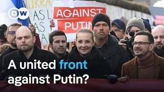 Prominent Russian opposition exiles lead antiPutin protest in Berlin demand end to war in Ukraine [upl. by Karin]