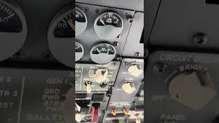 Private Tour Of A Boeing 737400s Cockpit [upl. by Spanjian]