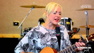 Acoustic Sessions  Philippa Hanna  Happy In My Skin  PhilippaHanna  mbriomusic [upl. by Azal]