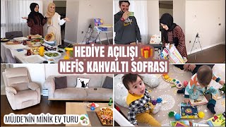 MÜJDE’NİN NEFİS KAHVALTI SOFRASI😍 MİNİK EV TURU 🏡 İKİ BEBEK BULUŞTU 🤭 VLOG [upl. by Anitram]