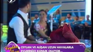 Alisan Ceylan Show Uzun Hava Dergah Sende Baglama Canli 2012 [upl. by Mert655]