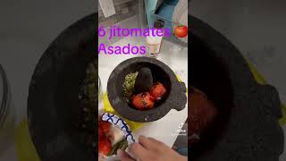 Salsa del molcajete deliciosa y picosita homemade salsa [upl. by Bentlee550]