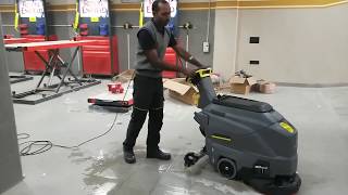 Karcher BD 43 40 Demo at Royal Enfield dealership [upl. by Anam684]