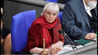 Wegen Ansprache mit „Frau Präsident“ Claudia Roth erteilt AfDPolitiker Ordnungsruf [upl. by Audres]