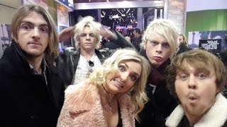 R5 performs Smile on GMA [upl. by Madriene7]