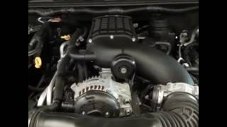 Компрессор Jeep Wrangler 36L V6 JK Magnuson TVS1320 Supercharger System [upl. by Mackey]