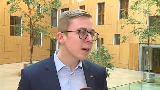 Philipp Amthor zerpflückt AfD Wie diese Jüngling die Populisten in die Schranken weist [upl. by Yelnet]