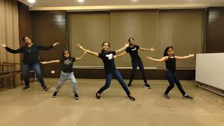 Chaleya Dance Cover Sharinee Choreography Jawan  Shahrukh Khan  Easy steps Bollywood dance [upl. by Eissirk]