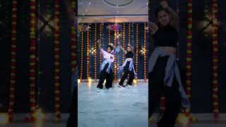 jhanjhar  Kanika Kapoor New song farooq dance jhanjhar dancer viralsong shorts [upl. by Anived]