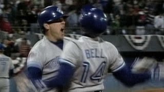 1992 WS Gm2 Spragues blast gives Jays lead [upl. by Gaudette]