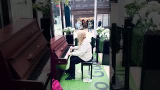 Boogie Woogie Stomp at Glasgow Central Stationpublicpiano [upl. by Elletsyrk]