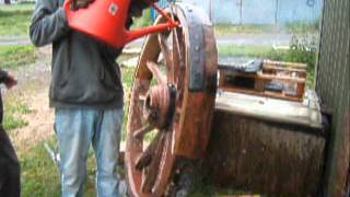 Tyreing a wheel with Strakes [upl. by Brande]