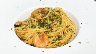 SPAGHETTI AI FRUTTI DI MARE CON MISTO PESCE SURGELATO  SI FANNO IN 15 MINUTI FACILI ED ECONOMICI [upl. by Edwyna]