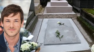 La tombe de Gaspard ULLIEL au cimetière du Père Lachaise à Paris fleurie🌹par Vincent Cassel etc [upl. by Nahtnhoj]