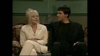 Mad TV Deutsch  Melanie Griffith und Antonio Banderas im Interview [upl. by Patt394]