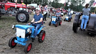 Traktorparade auf dem Festgelände in Panningen 29072023 [upl. by Aryahay]